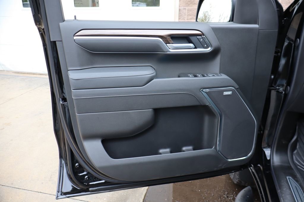 New 2026 Chevrolet Silverado 1500 LT Trail Boss w/ LT Trail Boss Premium Package AWD/4WD image 14