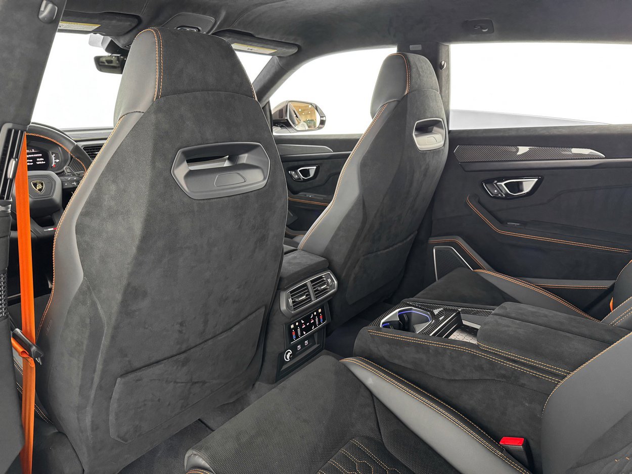 Used 2024 Lamborghini Urus Performante image 27