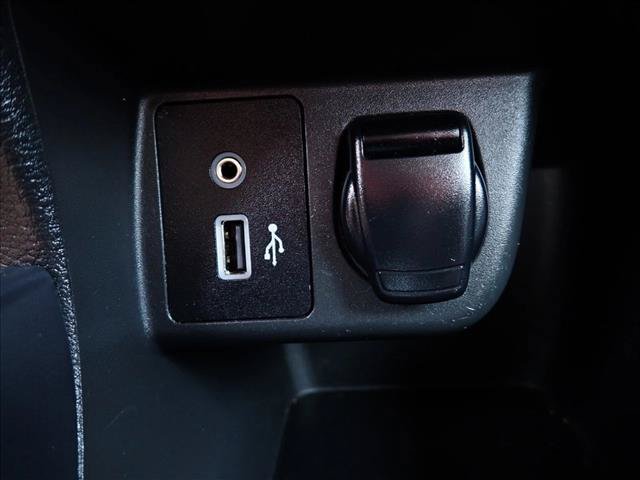 Used 2020 Nissan Versa SV FWD image 16