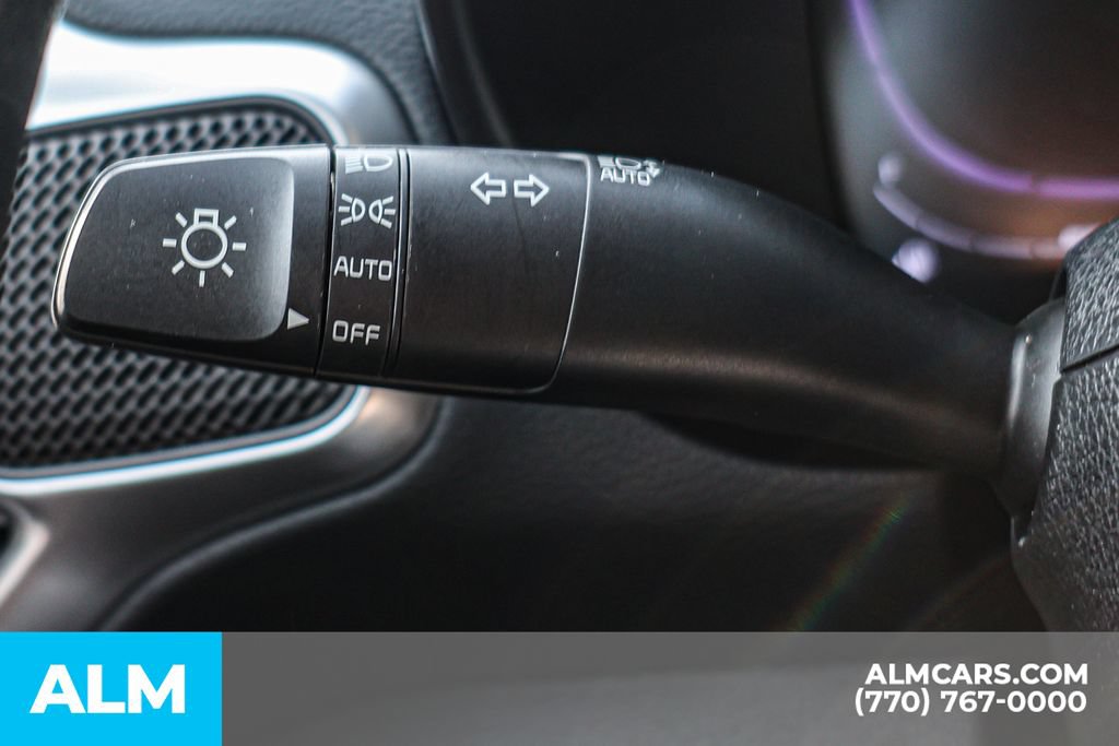 Used 2025 Kia Soul LX w/ LX Technology Package FWD image 31
