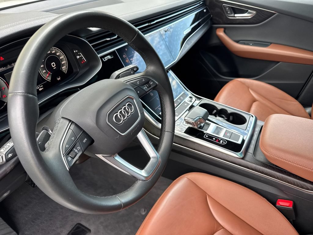 Certified 2023 Audi Q8 Premium w/ Convenience Package AWD/4WD image 11