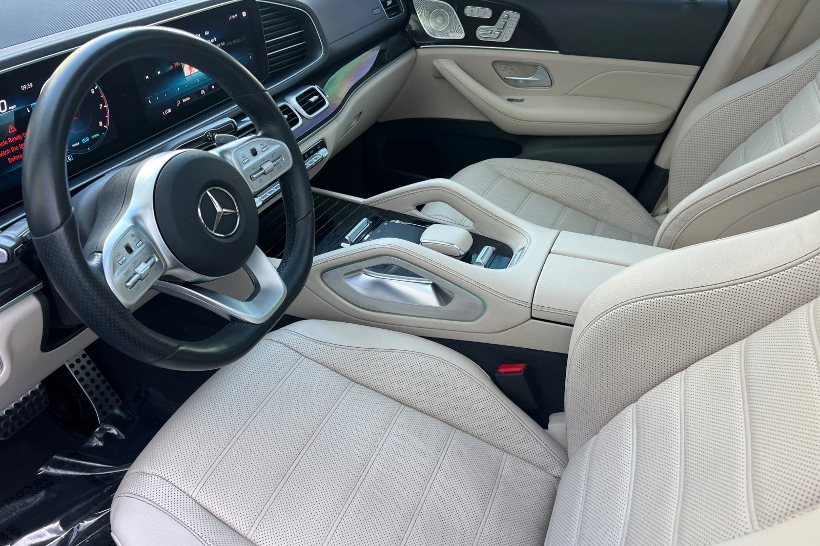 Used 2020 Mercedes-Benz GLS 580 4MATIC image 4