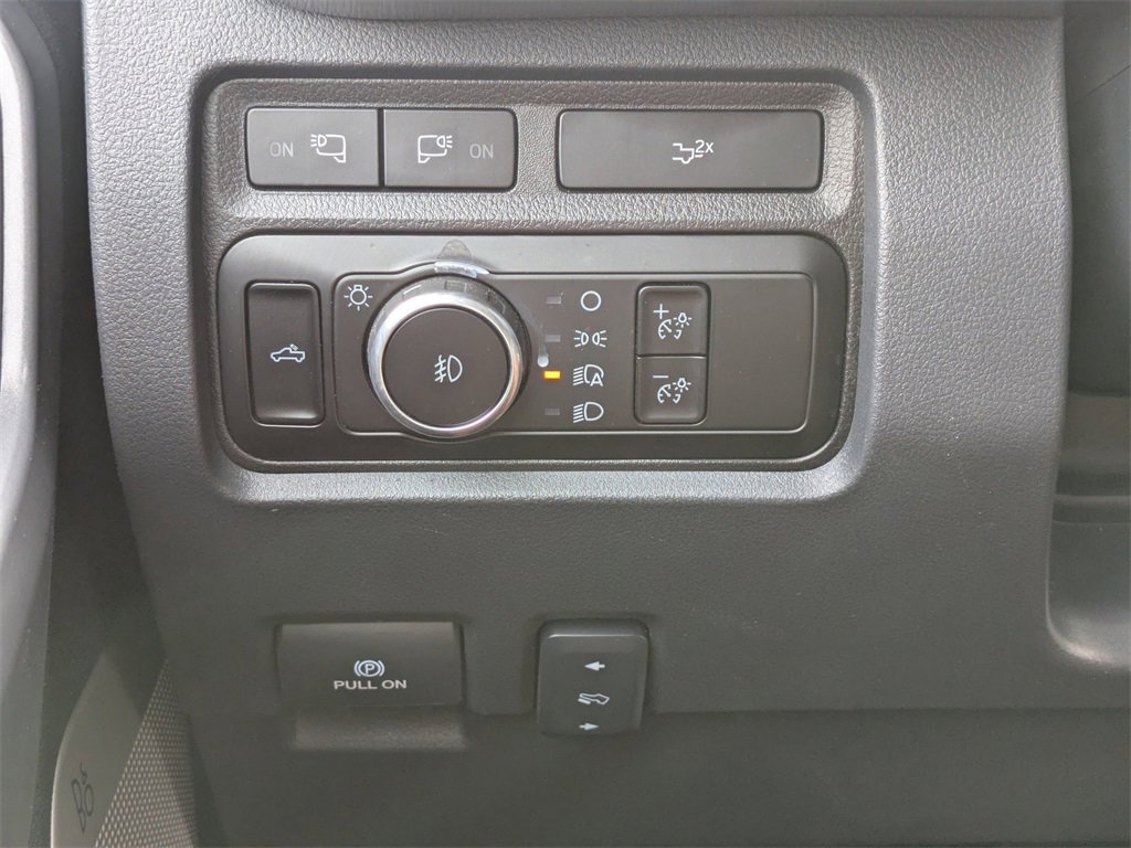 Used 2024 Ford F250 Lariat image 26