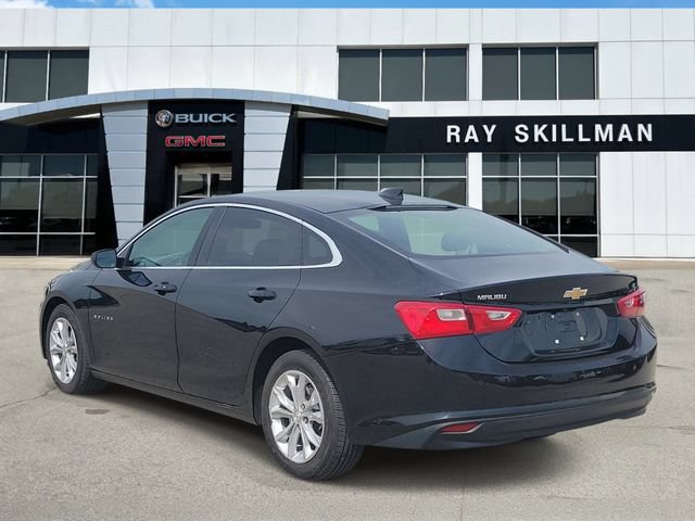 Used 2025 Chevrolet Malibu LT FWD image 4