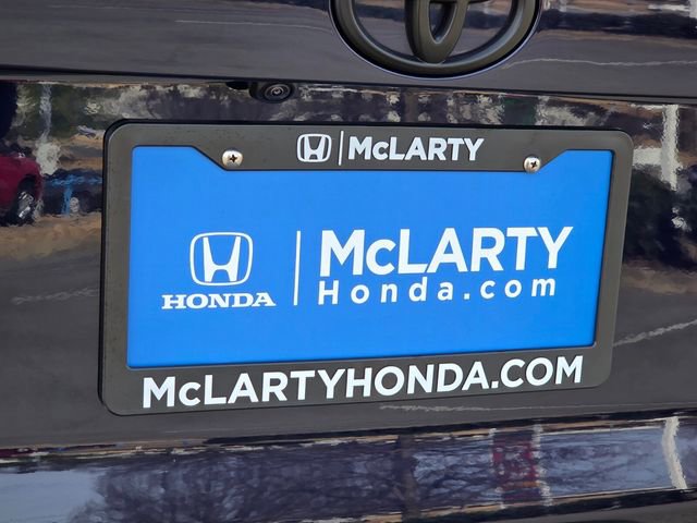 Used 2024 Toyota RAV4 XLE Premium image 8