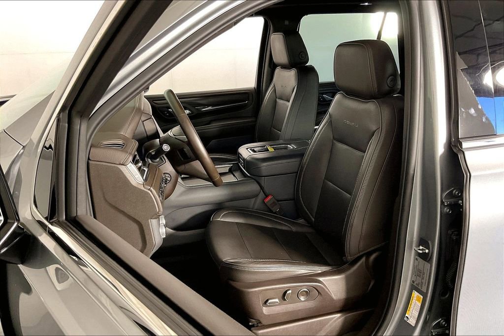 Used 2023 GMC Yukon Denali image 37