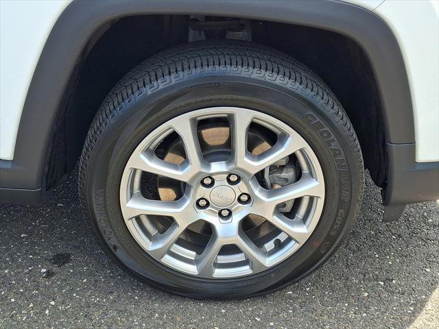 Certified 2023 Jeep Compass Latitude AWD/4WD image 9