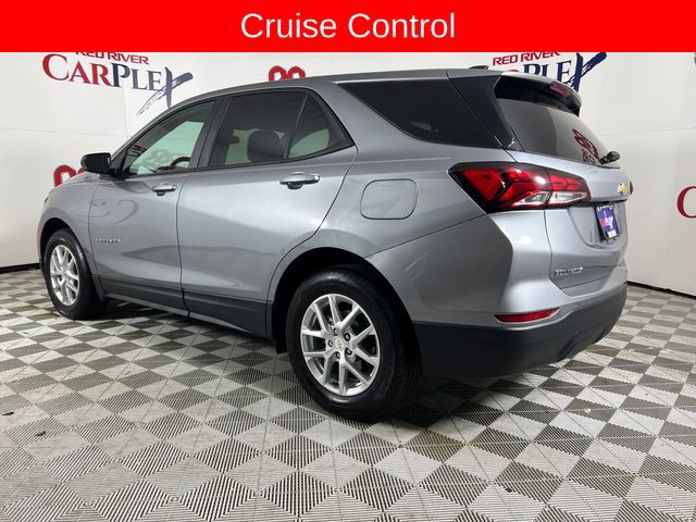 Used 2024 Chevrolet Equinox LS w/ LS Convenience Package image 6