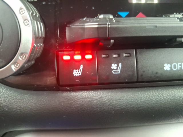 Used 2023 Toyota Tundra Platinum image 24