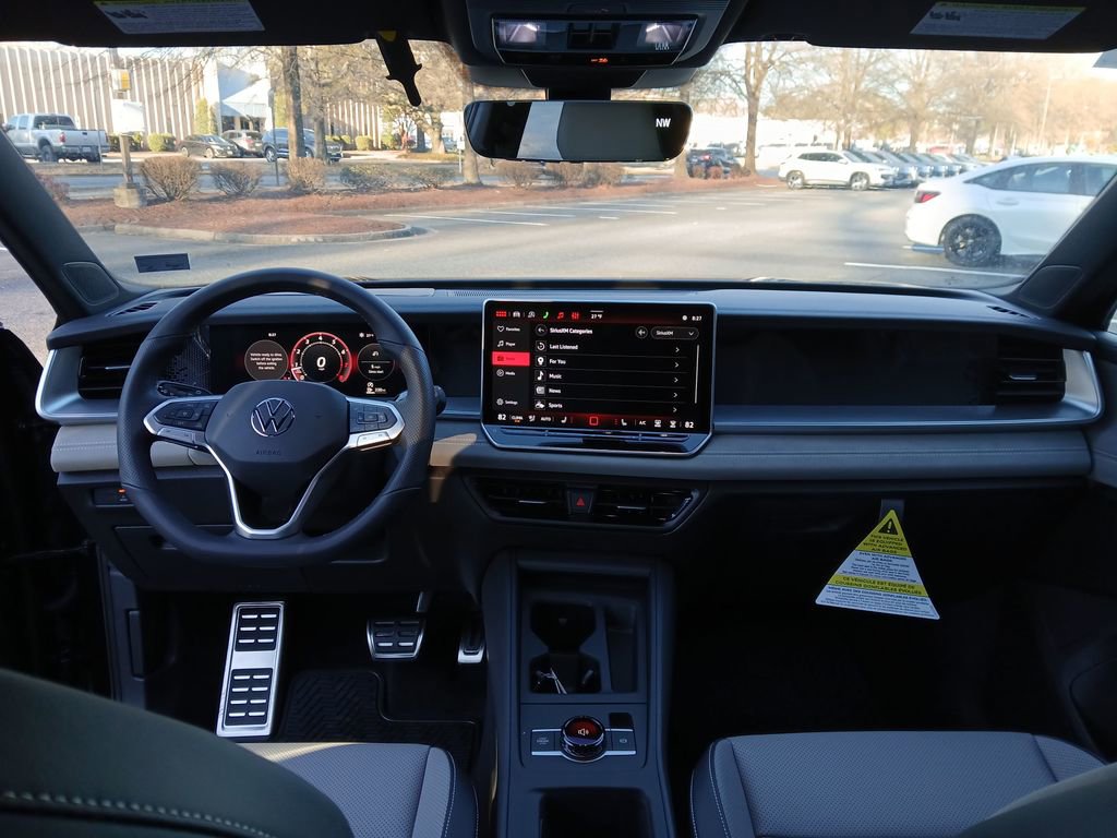 New 2026 Volkswagen Tiguan SE R-Line image 12