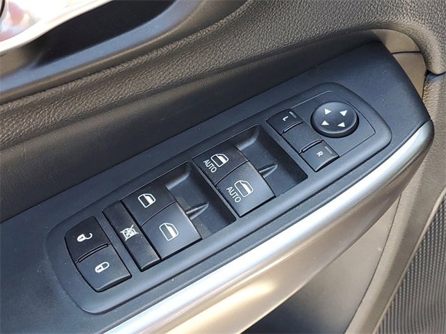 Used 2021 Jeep Cherokee Latitude Plus image 22