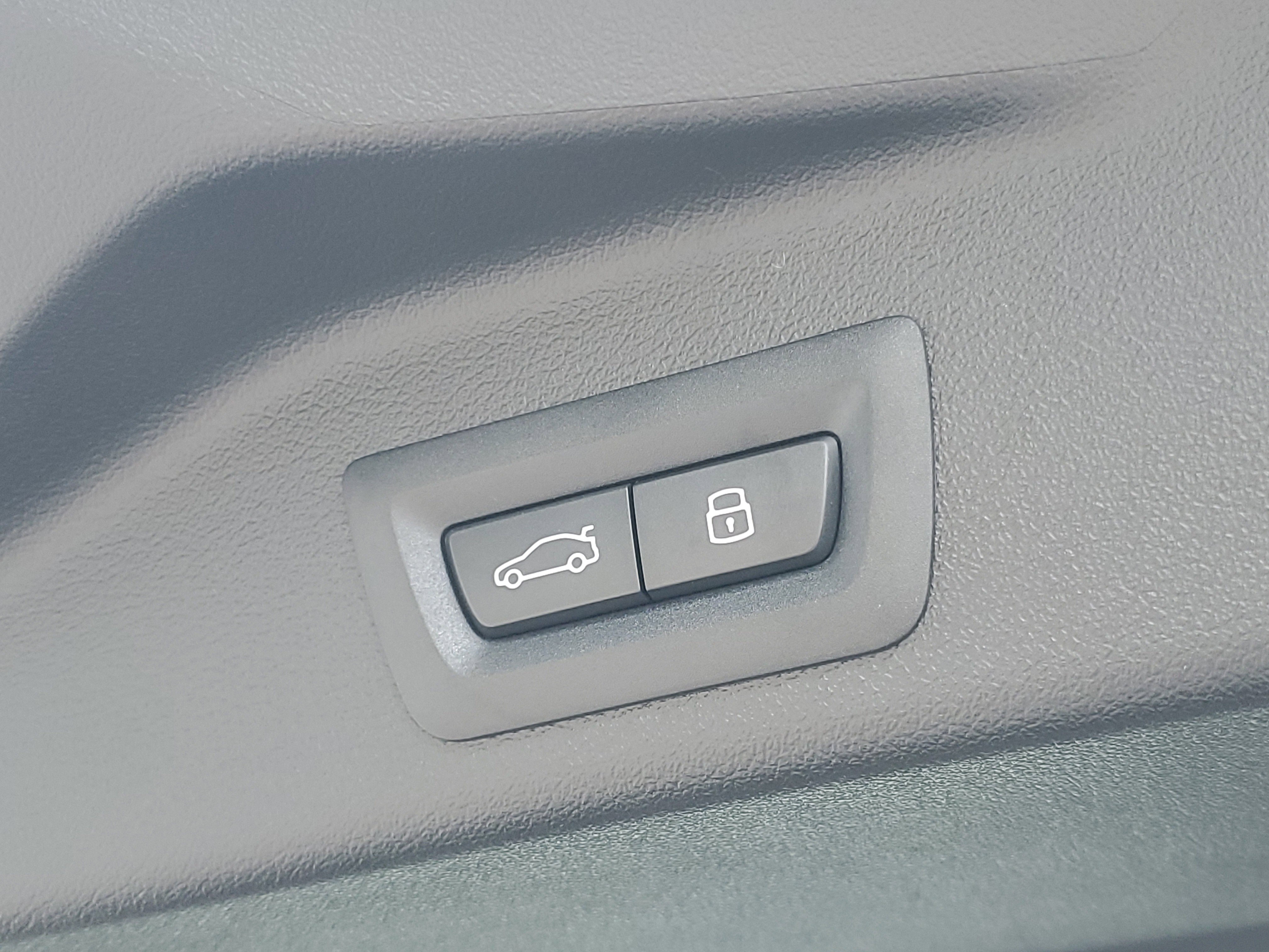 New 2026 BMW X5 xDrive40i w/ M Sport Package AWD/4WD image 28