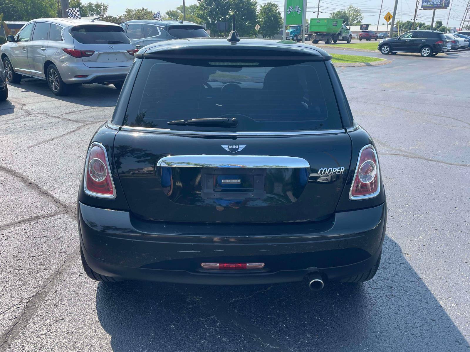 Used 2011 MINI Cooper Hardtop FWD image 6
