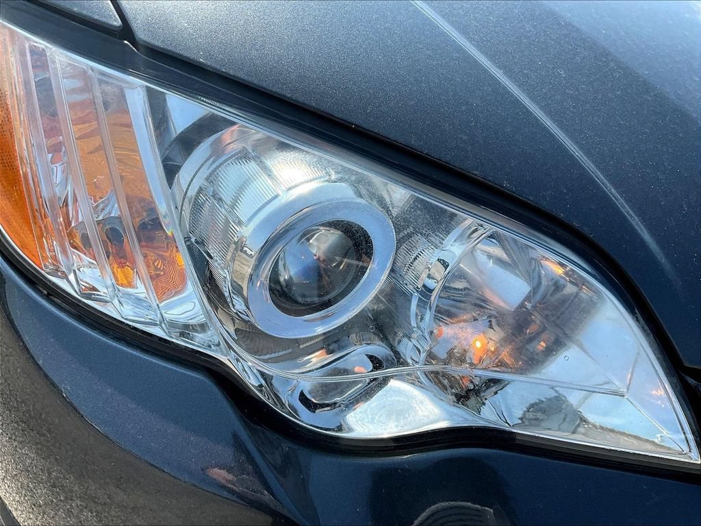 Used 2009 Subaru Legacy 2.5i Limited AWD/4WD image 32
