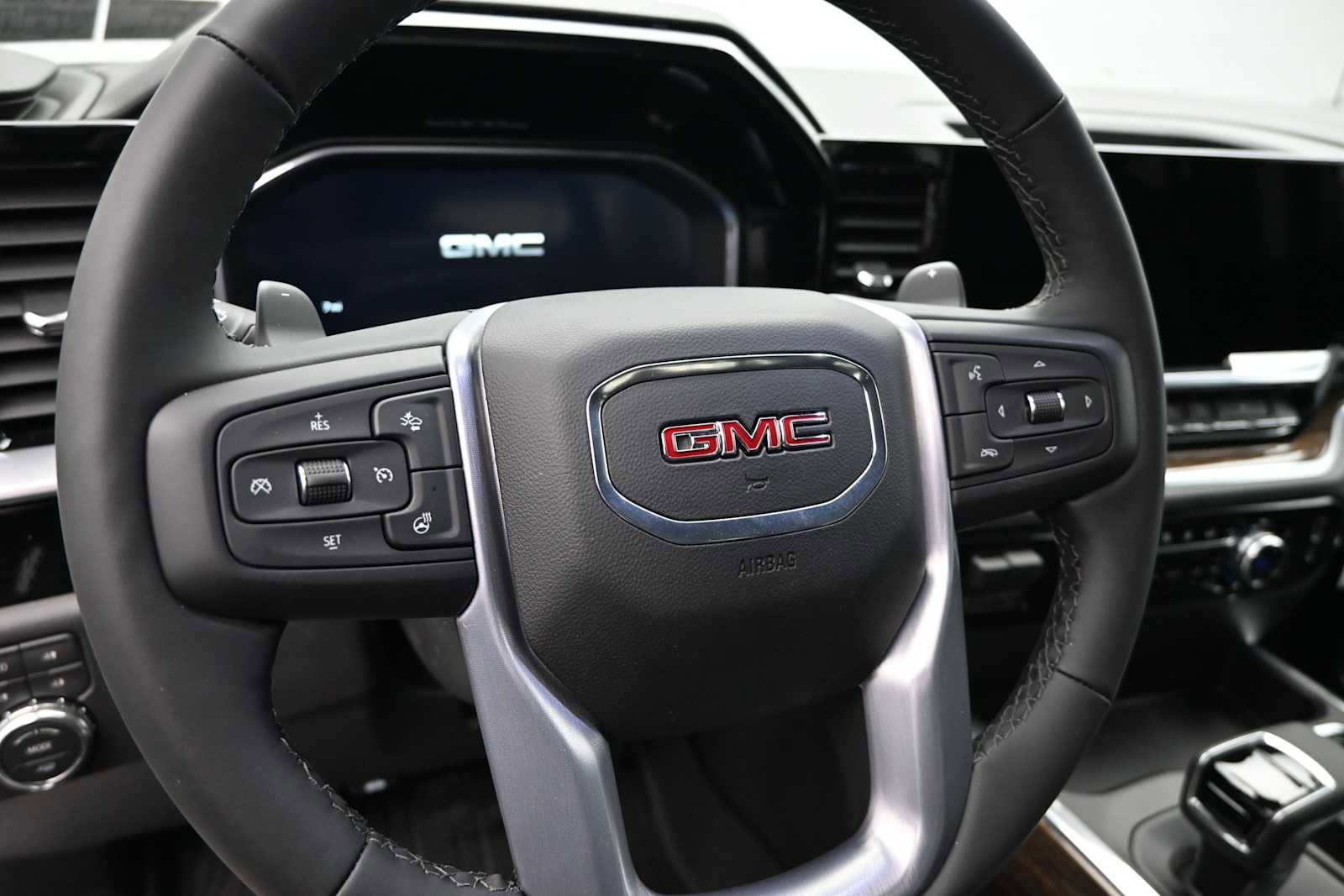 New 2026 GMC Sierra 1500 Elevation w/ Elevation Premium Package AWD/4WD image 14