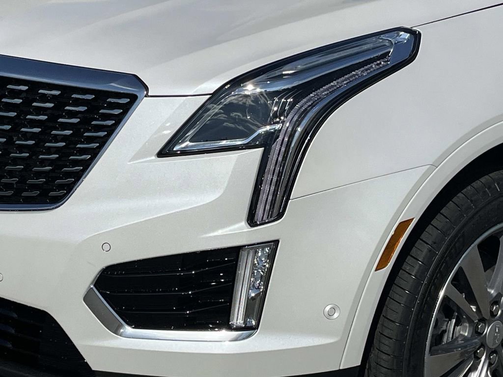 New 2025 Cadillac XT5 Premium Luxury w/ Technology Package image 9