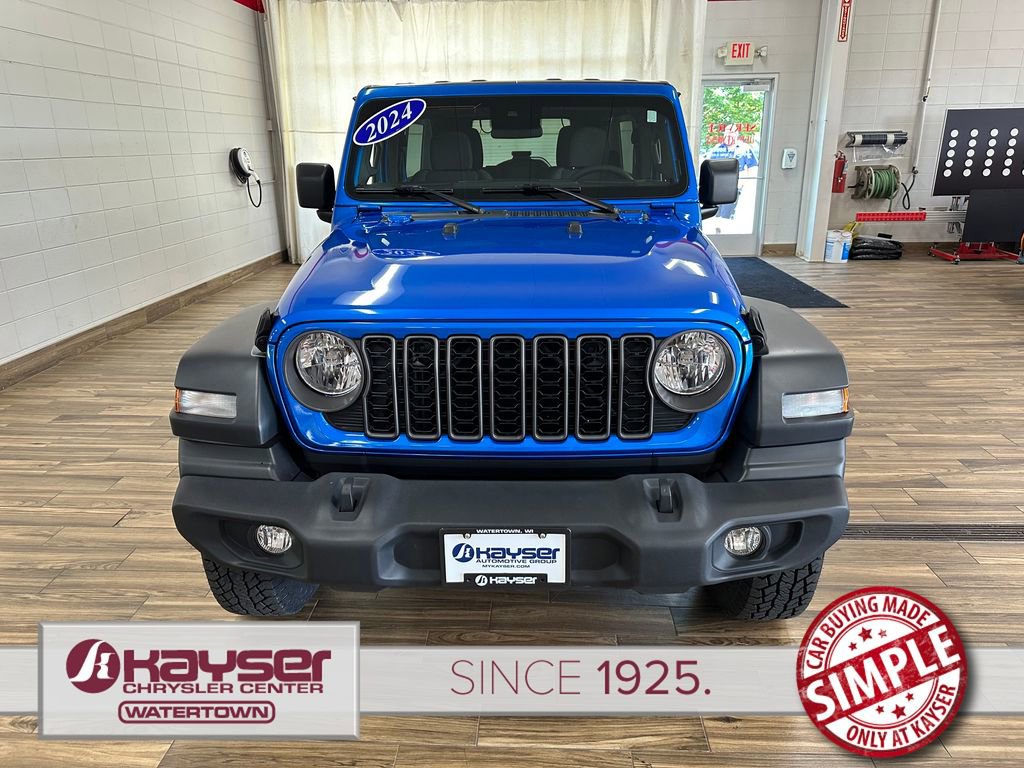 Used 2024 Jeep Wrangler Unlimited Sport AWD/4WD image 7