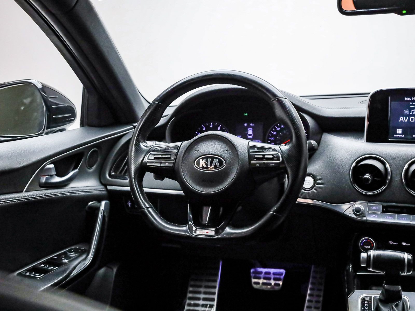 Used 2021 Kia Stinger GT image 16
