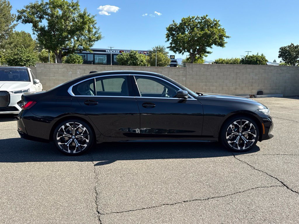 Used 2026 BMW 330i Sedan w/ Convenience Package RWD image 7