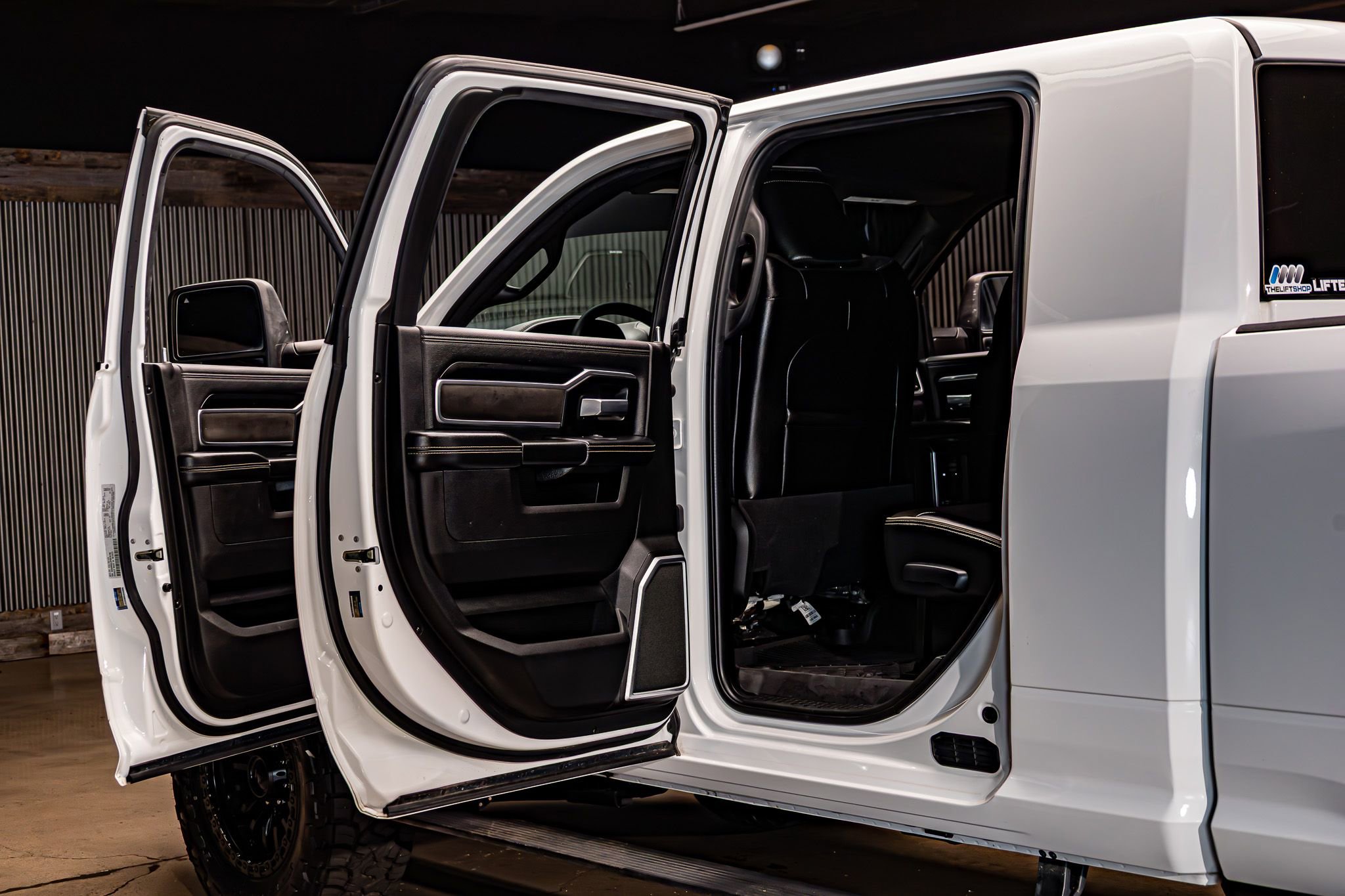 Used 2023 RAM 2500 Laramie image 28