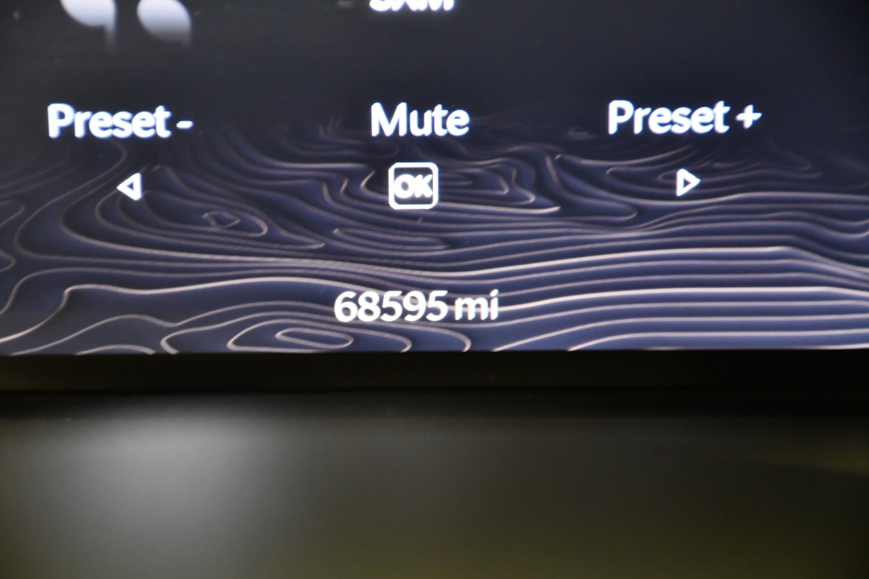 Used 2024 Jeep Wagoneer Series III AWD/4WD image 18