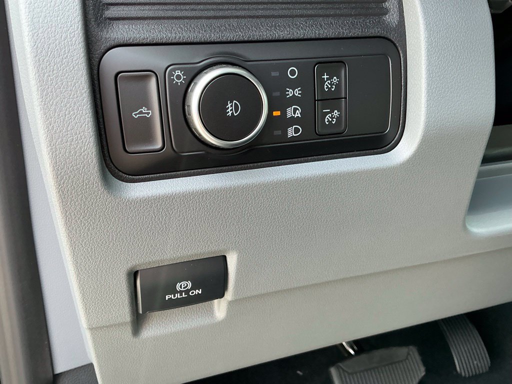 New 2027 Ford F250 XL w/ Tremor Off-Road Package AWD/4WD image 23