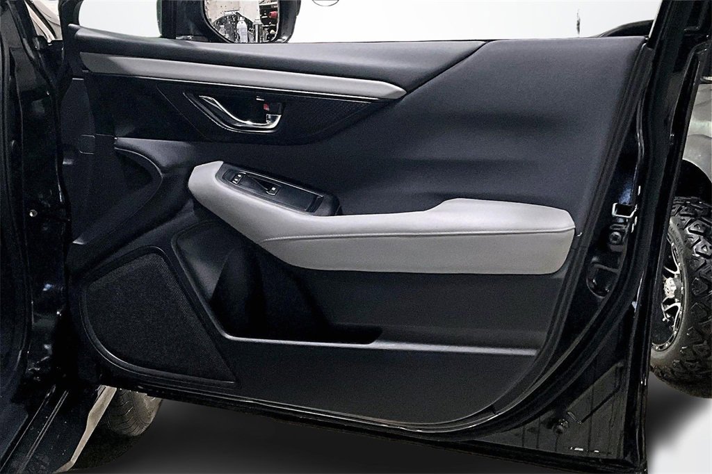Used 2024 Subaru Outback Premium image 27