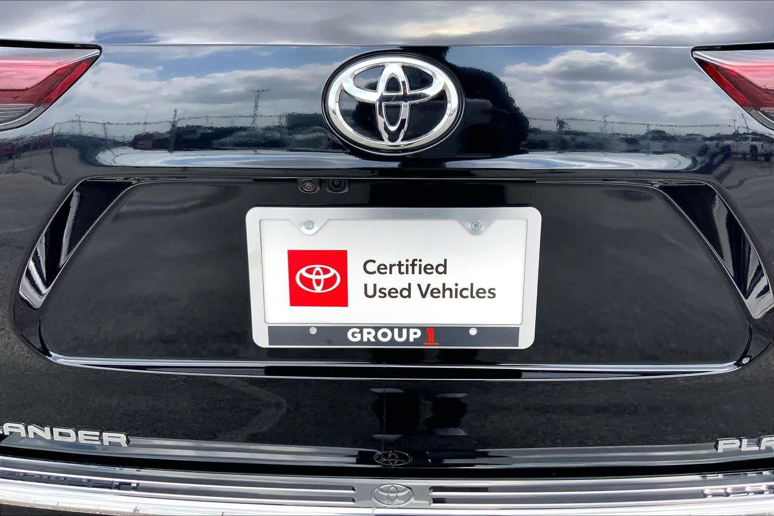 Certified 2026 Toyota Highlander Platinum AWD/4WD image 10