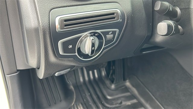 Used 2016 Mercedes-Benz C 300 4MATIC Sedan image 11