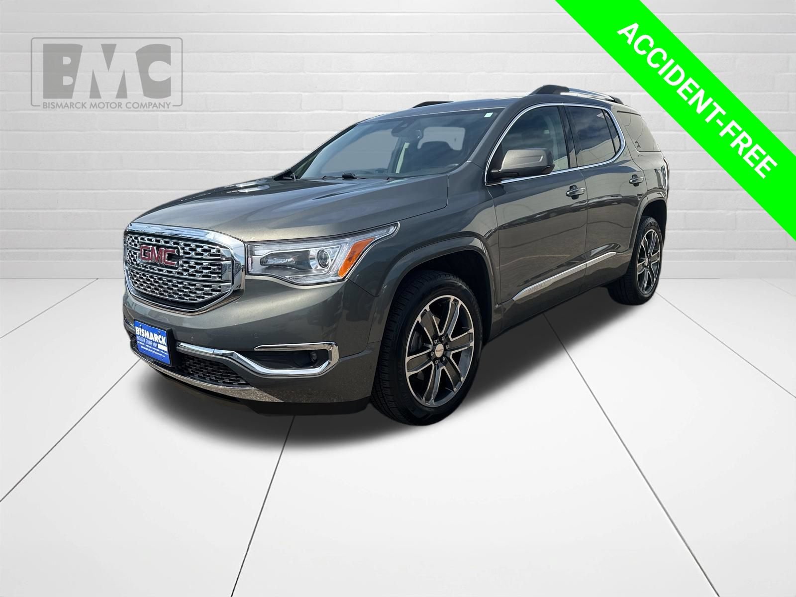 Used 2018 GMC Acadia Denali AWD/4WD image 1