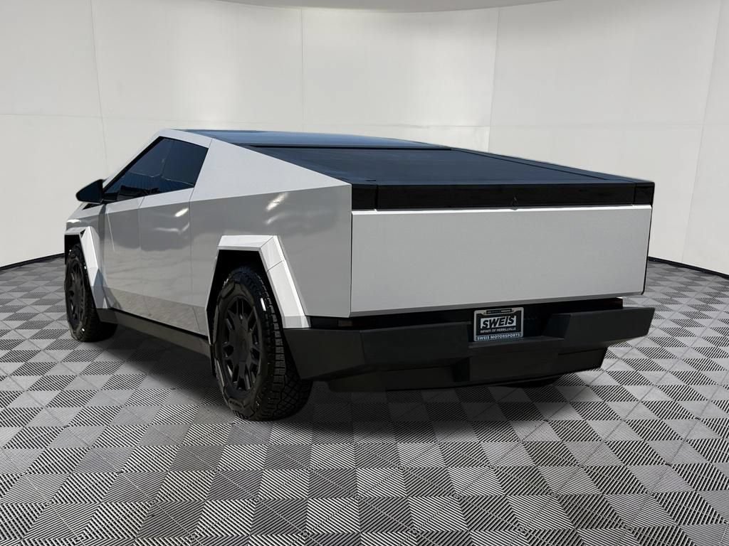 Used 2024 Tesla Cybertruck AWD Crew Cab image 8