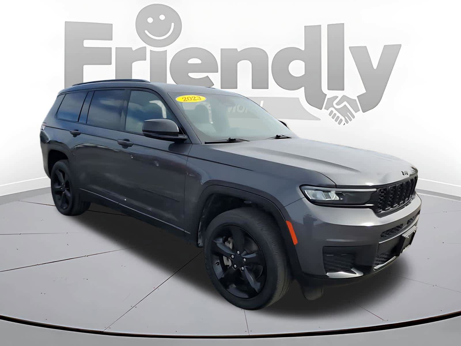 Used 2023 Jeep Grand Cherokee L Laredo image 7