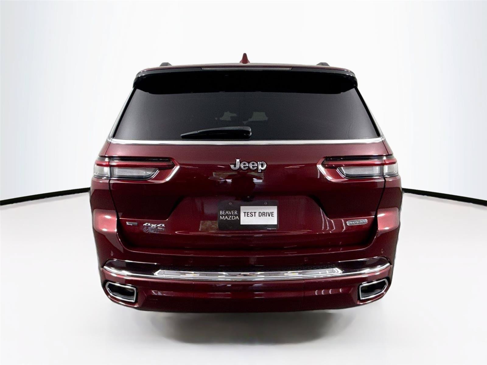 Used 2022 Jeep Grand Cherokee L Overland w/ MOPAR Finishing Package AWD/4WD image 12