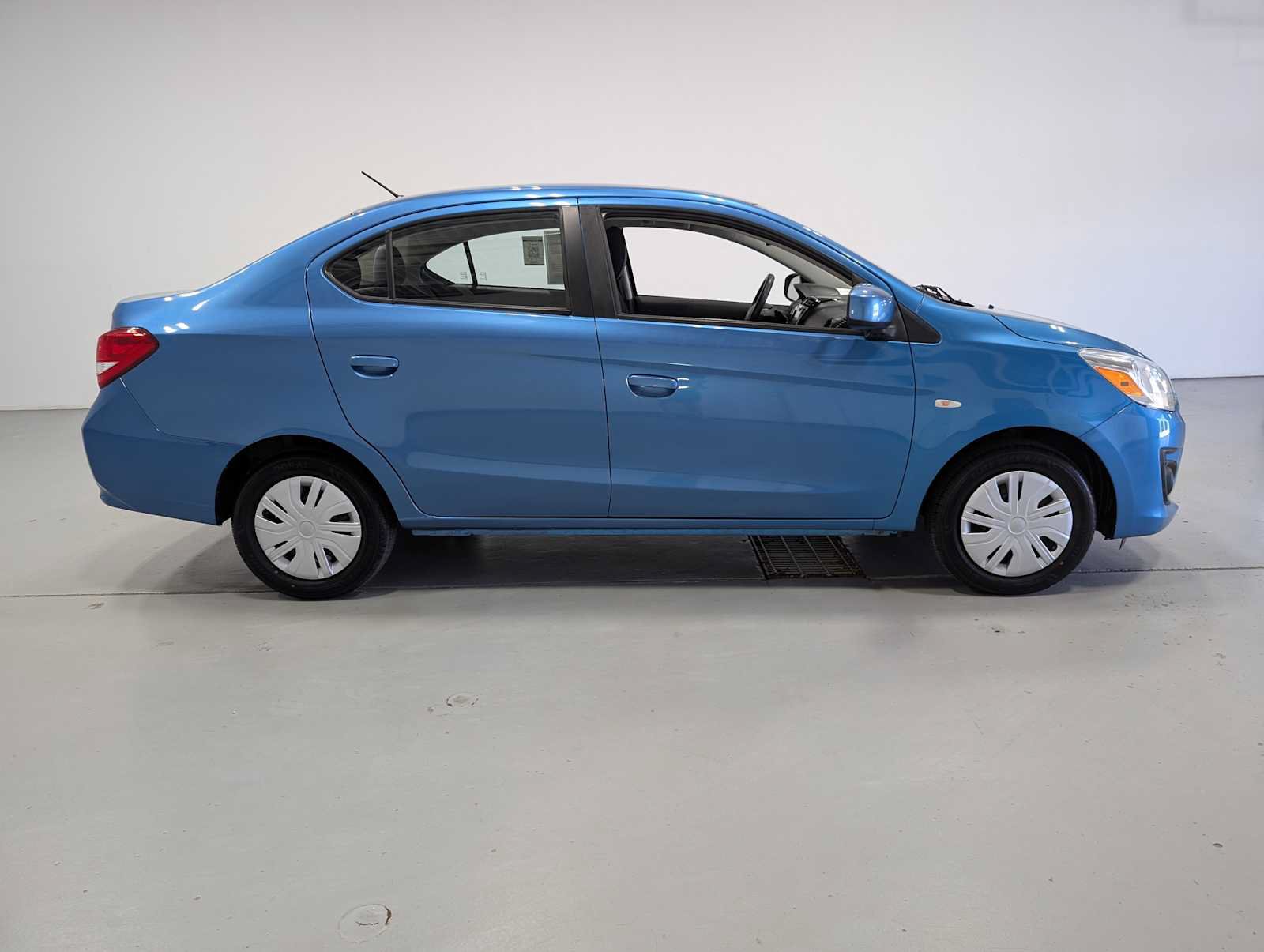 Used 2019 Mitsubishi Mirage G4 ES FWD image 7