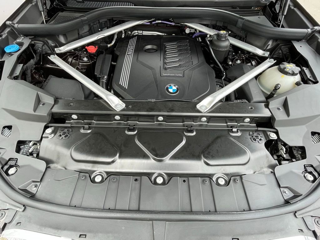 Used 2022 BMW X5 xDrive40i w/ Premium Package image 34