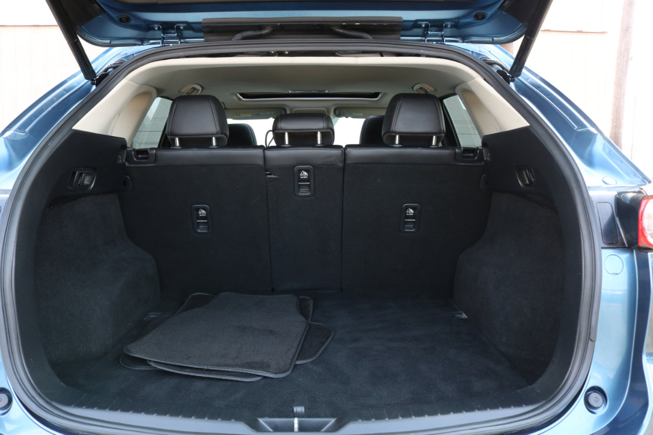 Used 2020 MAZDA CX-5 Touring image 34