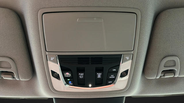 Used 2022 Acura MDX w/ Advance Package AWD/4WD image 35