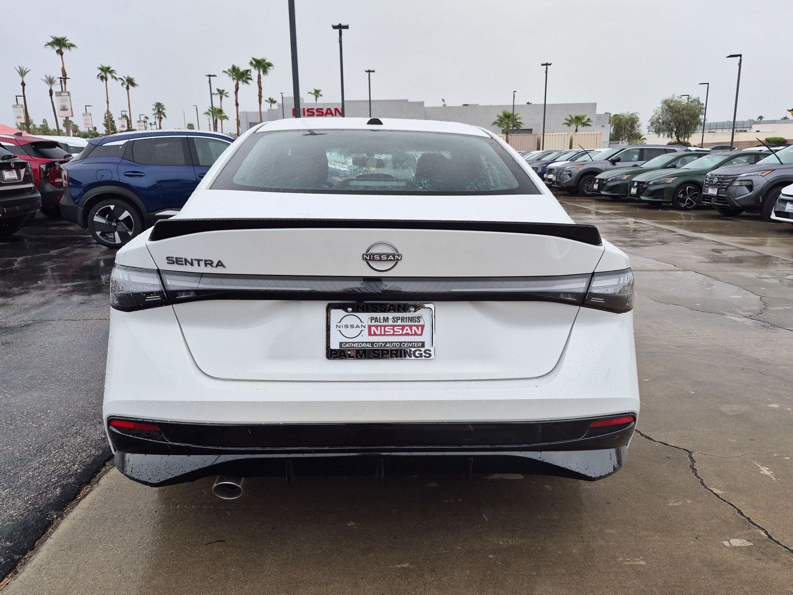 New 2027 Nissan Sentra SR w/ Floor Mat Package FWD image 4