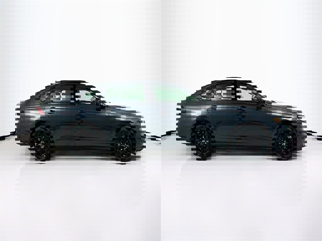 New 2025 Honda Accord SE image 4