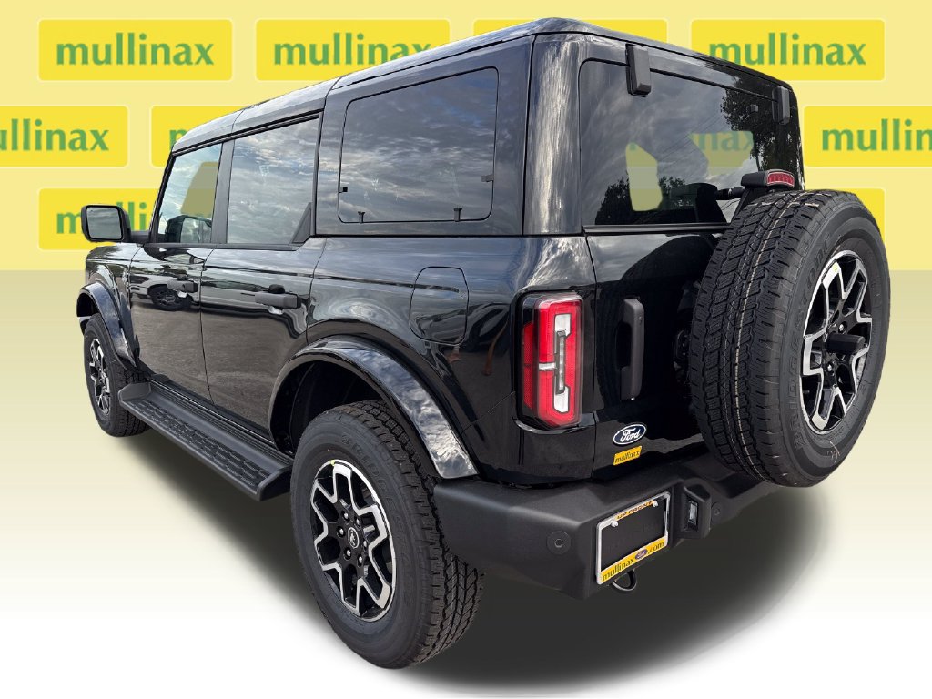 New 2026 Ford Bronco Outer Banks AWD/4WD image 4