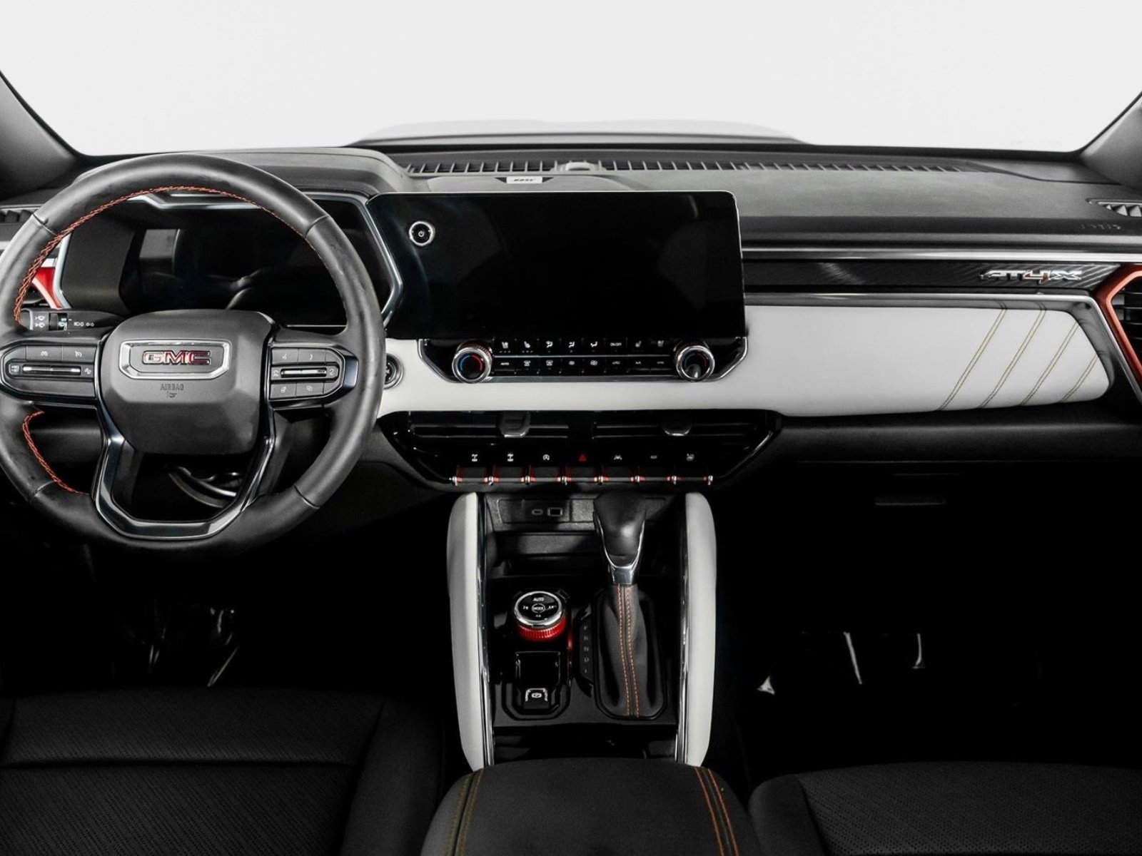 Used 2025 GMC Canyon AT4 w/ AT4X Package image 98