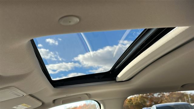 Used 2025 Honda CR-V EX-L image 11