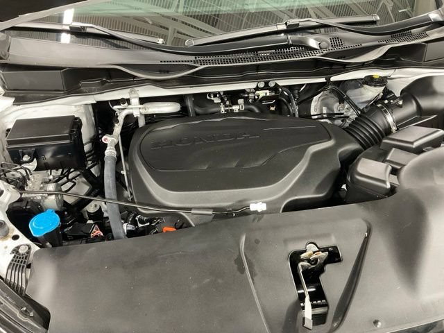 Certified 2025 Honda Odyssey Touring image 13