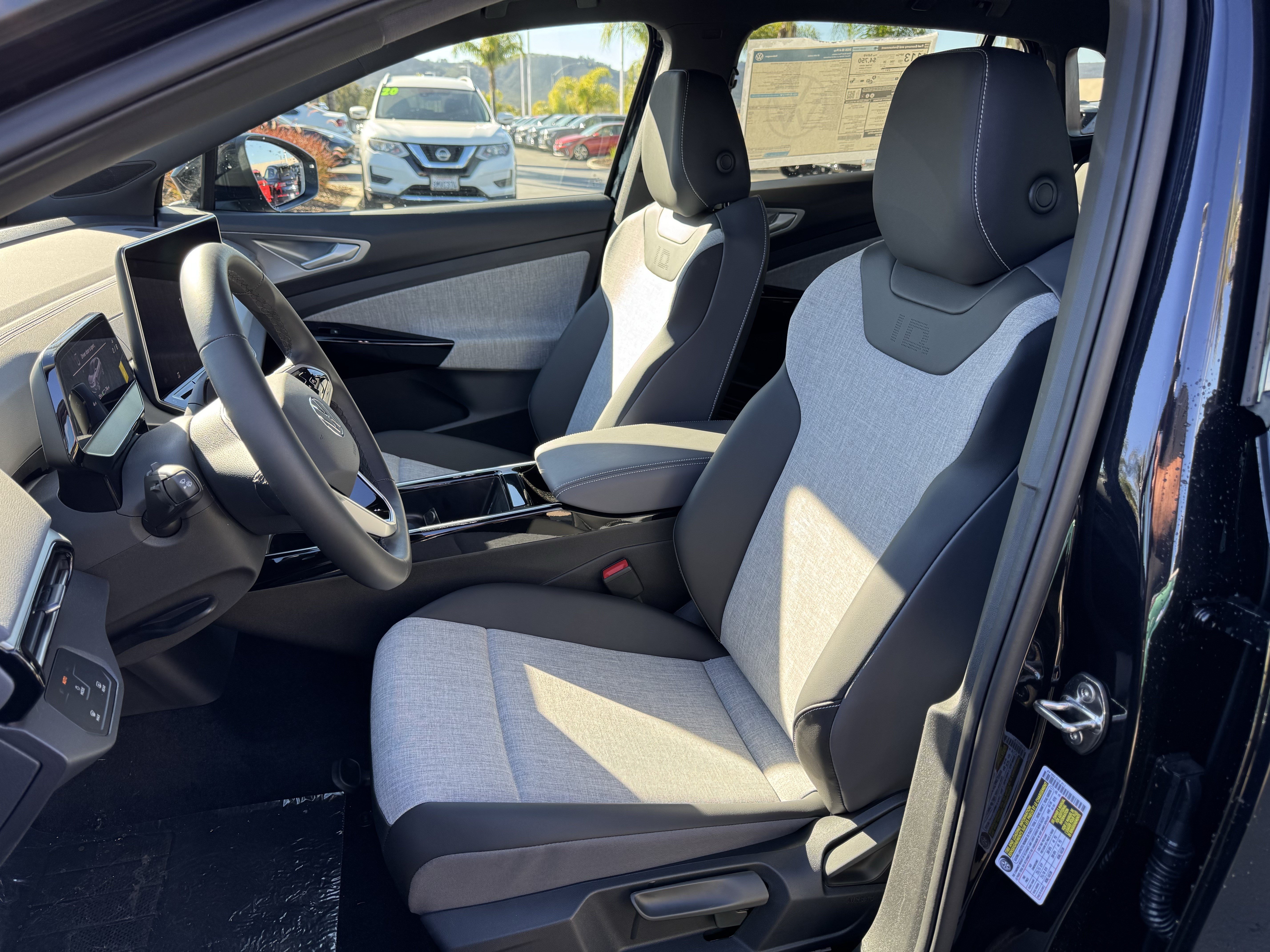 New 2026 Volkswagen ID.4 Pro RWD image 14