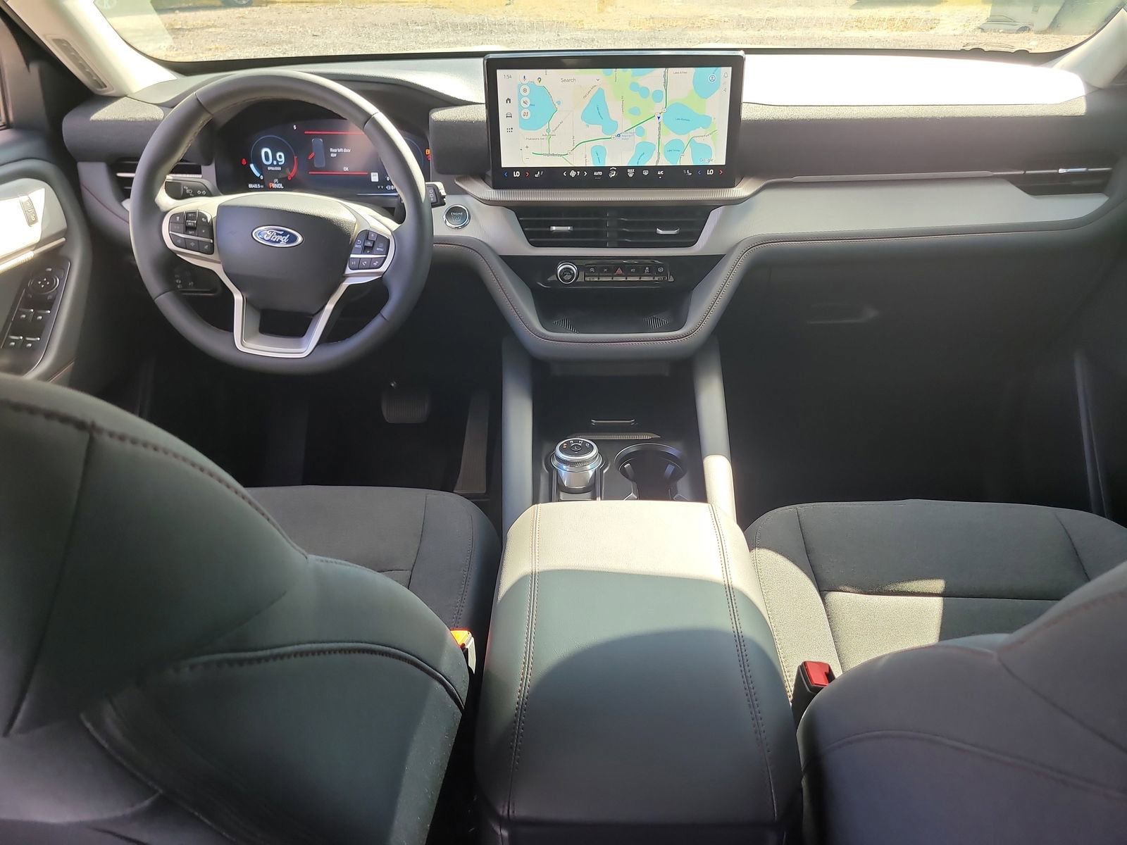 Certified 2025 Ford Explorer Active RWD image 13