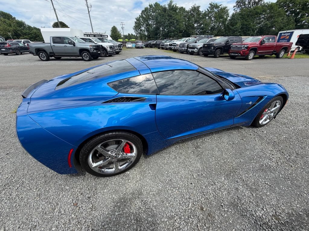 Used 2015 Chevrolet Corvette Stingray Coupe w/ 2LT Preferred Equipment Group RWD image 8