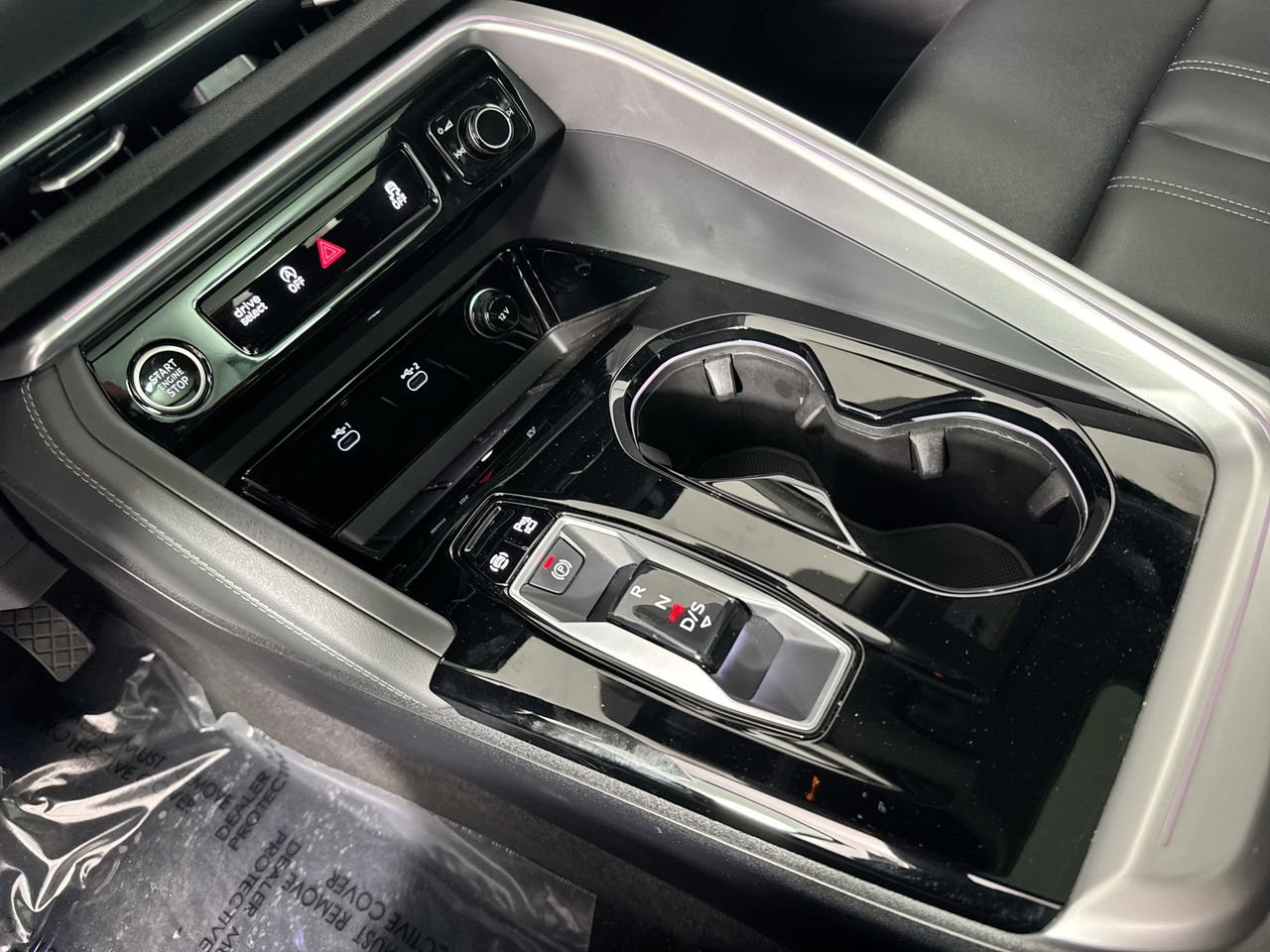 Used 2025 Audi Q5 Premium Plus w/ Premium Plus AWD/4WD image 24