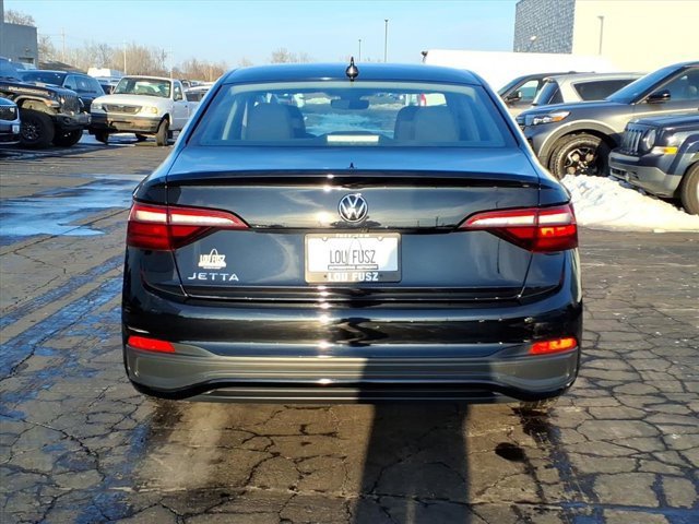 Used 2024 Volkswagen Jetta S image 30