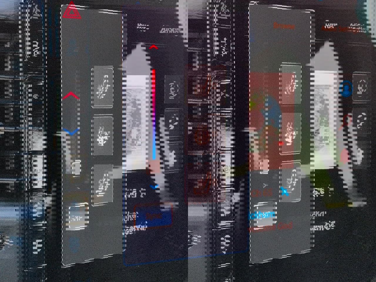 Used 2025 RAM 3500 Laramie AWD/4WD image 24