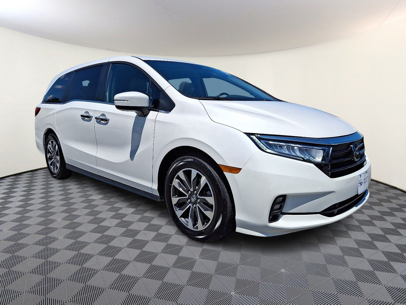 Used 2023 Honda Odyssey EX-L image 1